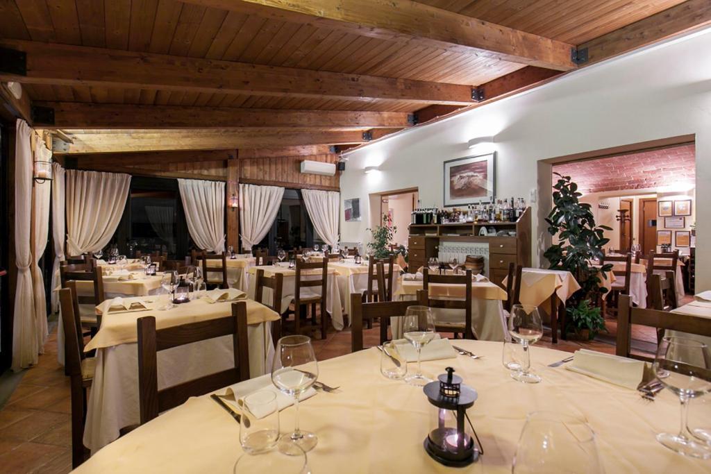 Il Conte Matto Hotel Trequanda Kültér fotó